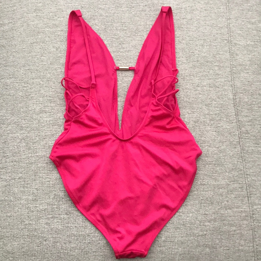 Topshop - Picture 2 of 3